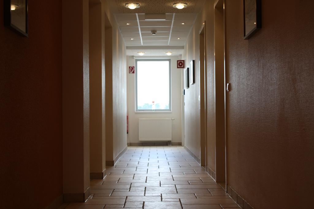 科隆旅游大酒店 韦塞林 外观 照片